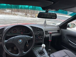 Bmw e36 328i coupe - 12