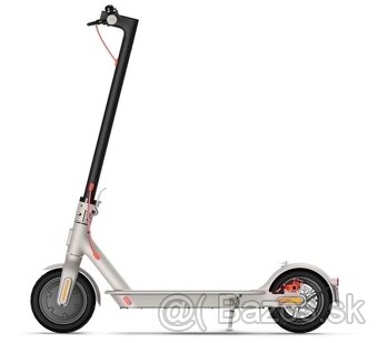 XIAOMI MI ELECTRIC SCOOTER 3 SIVÁ E-KOLOBEŽKA - 12