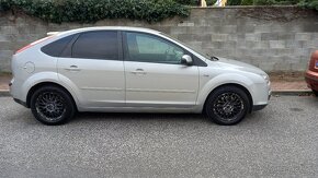 Ford Focus 1.9TDCi - 12