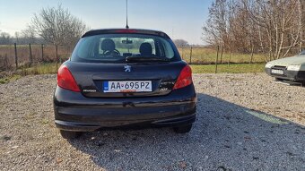 Peugeot 207 1.4 benzín 12/2007 ,128547km.serviska. - 12