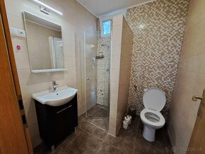 Apartmanovy dom pri mori v Chorvátsku - 12