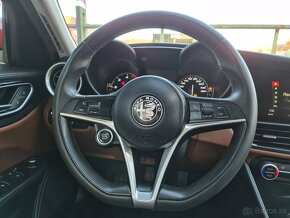 Alfa Romeo Giulia 2.2 Diesel 180 AT Super - 12