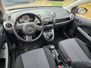 Mazda 2 1.3i Pro - 12