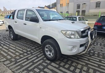 Predam Toyota Hilux 2011 - 12