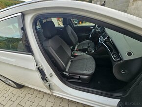 OPEL ASTRA SPORT TOURER 1.5 CRDi - 12