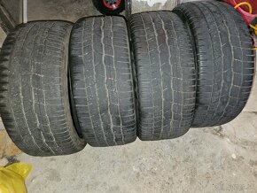 2 x 275 35 r19,4x245 40 r19 - 12