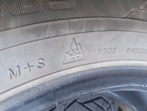 215/60 r16 Yokohama - 12