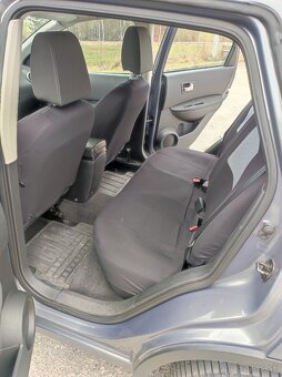 Nissan Qashqai 2.0i Tekna 4x4 - 12