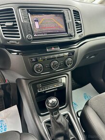 Volkswagen SHARAN 2.0 TDi LED NAVI KAMERA TAŽNÉ 2020 - 12