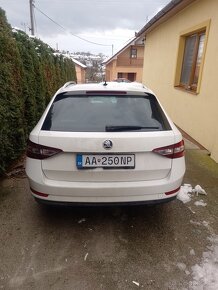 Predám 4x4 Škoda Superb 3 combi ročník 2016 DSG - 12