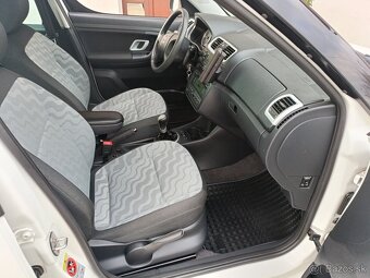 ŠKODA ROOMSTER 1.9 TDI 77 kW STYLE PLUS EDITION - 12