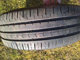 4 ks LETNÉ 185/60 R14 82H CONTINENTAL  cca 5-6 mm 50,-€/sada - 12