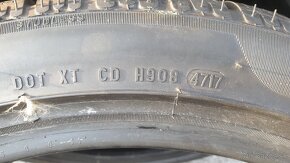 2 zadné Pirelli Sottozero z F12 305/35-ZR  20" - 12