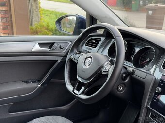 Volkswagen Golf 7 hatchback - 12