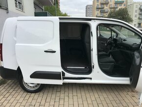 Opel Combo MAXI 1.5 CDTi r.v.2020 96 kW 138 500 km ČR DPH - 12