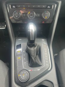 VOLKSWAGEN TIGUAN 2,0 TDi DSG 4Motion Virtual cocpit - 12