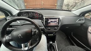 Peugeot 2008 1.2 PureTech 82 - 12