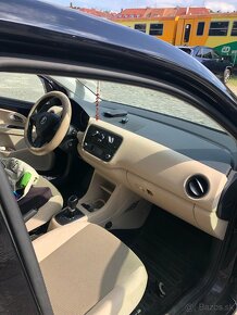 Citigo, light interior, in good condition - 12