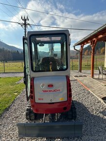 Báger Takeuchi TB216 - 12