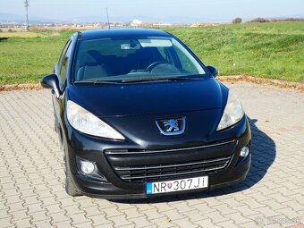 Peugeot 207 1,4  , 2010 , 128 000 km - 12