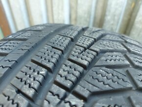 Kvalitné zimné pneu Hankook Winter ICept - 215/65 r17 99H - 12