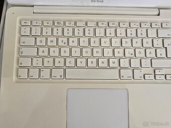 Apple MacBook A1342 Late 2009 - 12