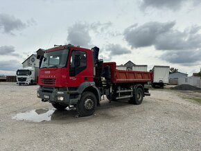 Iveco Trakker sklápač s hydraulickou rukou - 12