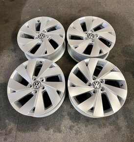 5x112 R17 originál alu Belmont VW Golf 8 - 2019 - 12