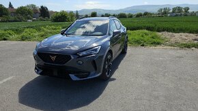 Cupra Formentor 1,4TSI eHybrid 204k,Virtual kokpit, kamera - 12