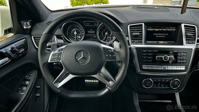 Mercedes GL trieda 63 AMG 4MATIC - 7 Miestne - 12