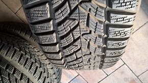 ZIMNÉ 195/55 R16 87H SAVA 5-6 mm a DUNLOP 8 mm OD 19,99€/kus - 12