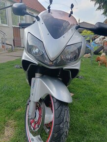 Honda cbr600f4 i - 12