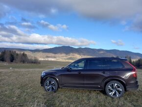 Volvo XC90  B5 AWD RDESIGN 7 - 12