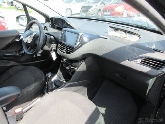 Peugeot 208 1.2 PureTech Active - 12