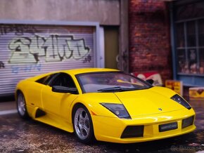 Lamborghini Murcielago 1:18 Autoart - 12