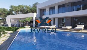 JKV REAL ponúka na predaj ELEGANTNÚ A LUXUSNÚ VILU ALTEA LA  - 12