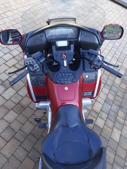 Honda Goldwing 1800 - 12