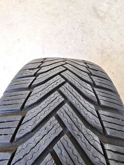 Predám pneu 205/50 R17 na originál diskoch Škoda - 12