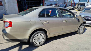 Volkswagen Jetta 1,6i 75kw - 12