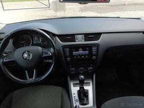 Škoda Octavia Combi 1.6 TDI Elegance DSG - 12