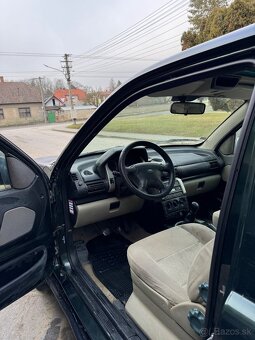 LAND ROVER FREELANDER - 12