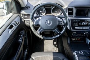 Mercedes-Benz ML 350 BLUETEC 4MATIC - 12