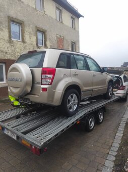 Suzuki Grand Vitara 2.0 4x4 benzín - 12