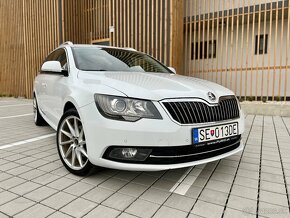 Škoda Superb Combi 2.0 TDI CR 4x4 M6 PANORAMA M2015 - 12