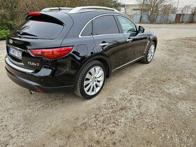 Infiniti FX30 dS - 12