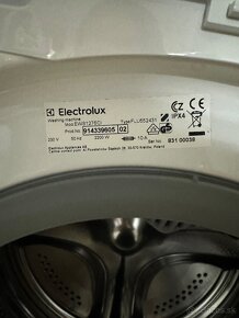 Práčka Electrolux - 12