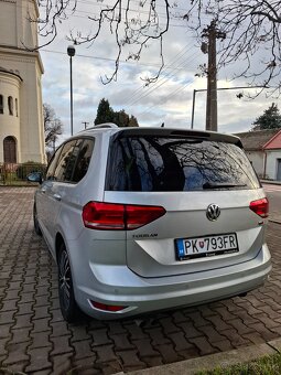 Volkswagen Touran 7 miestny - 12