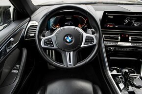 BMW Rad 8 Coupé M850i xDrive - 12