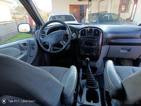 Chrysler Voyager 2.5crdi - 12