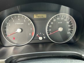 Hyundai Accent 1.4 - 12